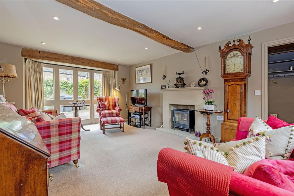 Property photo 2 of 21 Reception Room-1.Jpg
