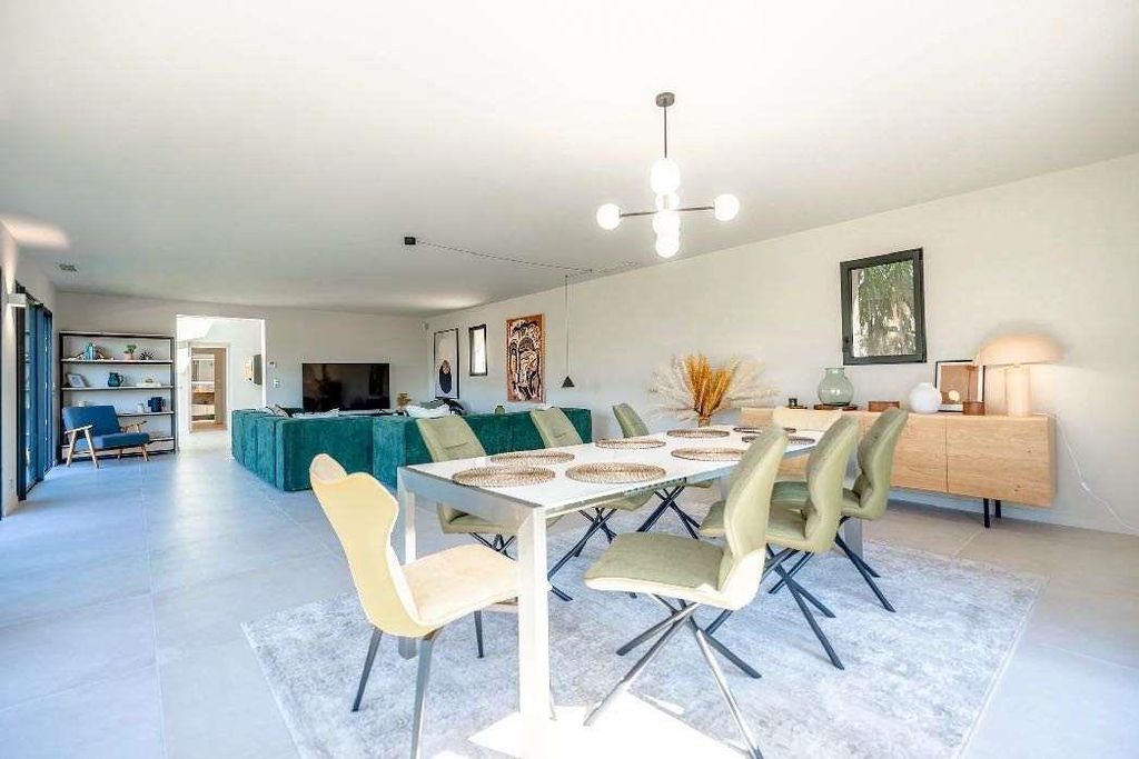 Property photo 3 of 15 Image