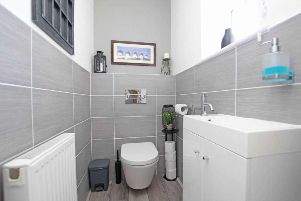 Additional image 19 of 3 bed detached bungalow for saleCastle View Gardens, Westham BN24