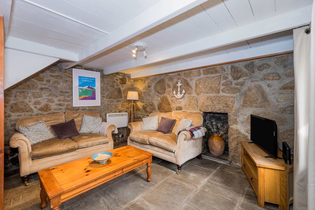 Property photo 2 of 20 Pbox-Img.Jpg