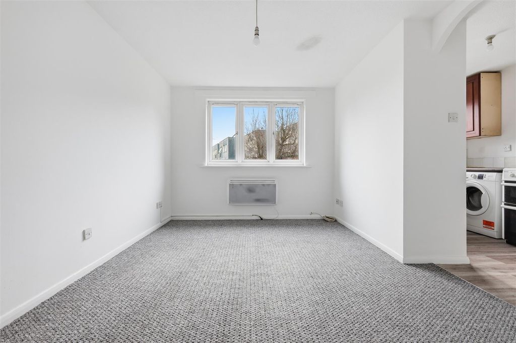 Property photo 3 of 13 Img_7131.Jpg