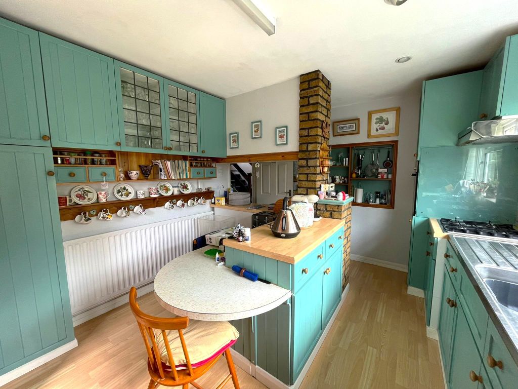 Property photo 3 of 18