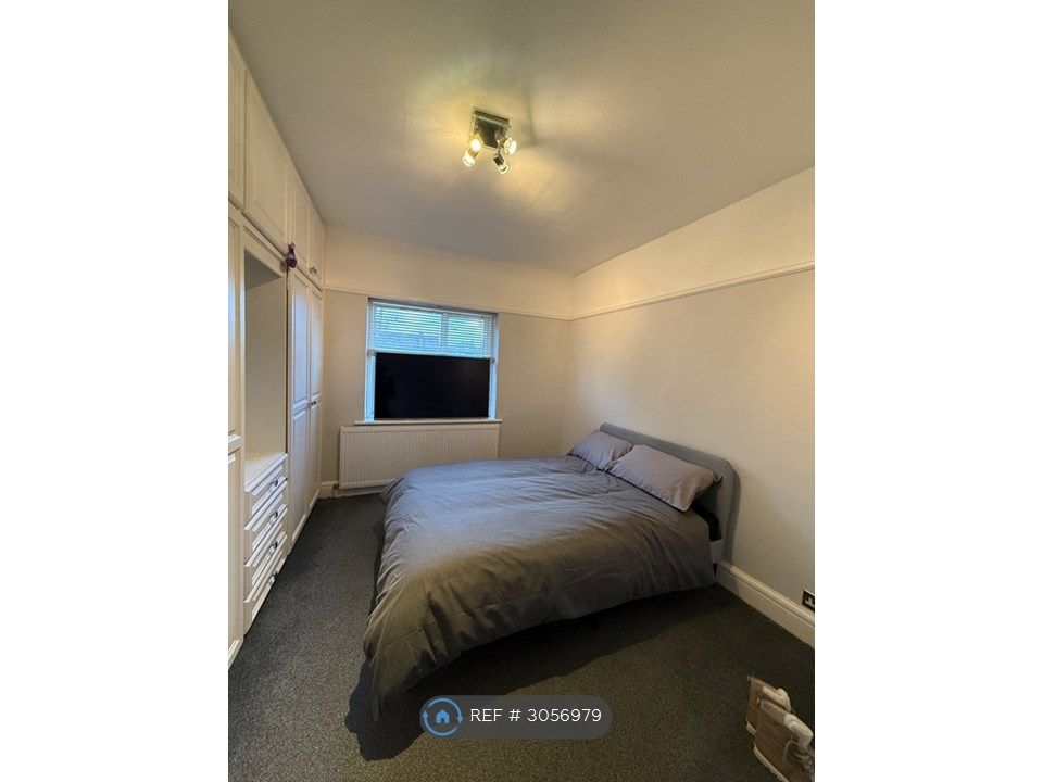 Property photo 3 of 8 Rear Double Room