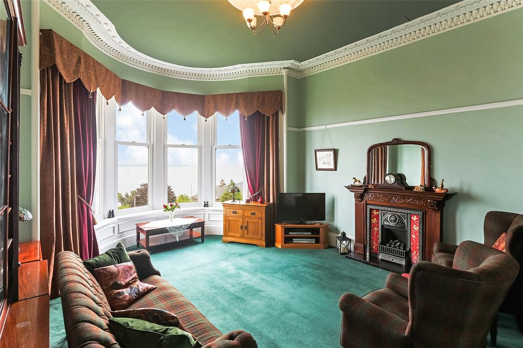 Property photo 2 of 31 Picture No. 04
