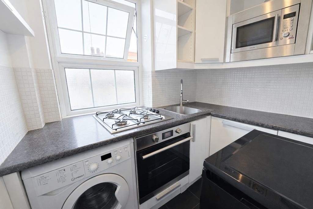 Property photo 2 of 5