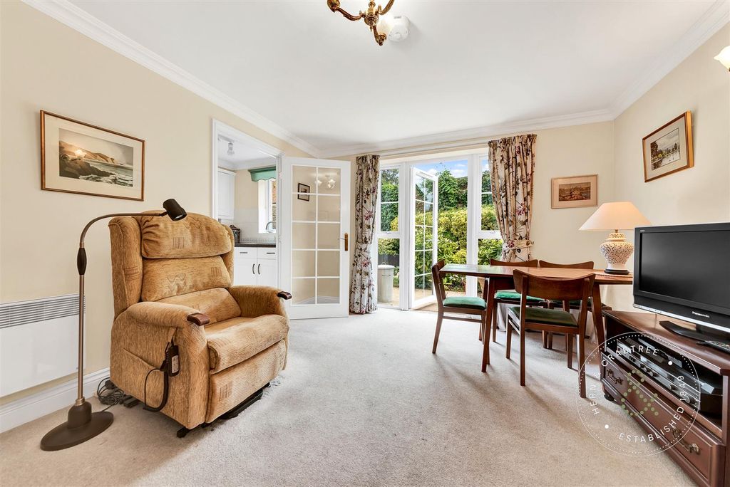 Property photo 3 of 30 Cwrt-Pegasus-13.Jpg