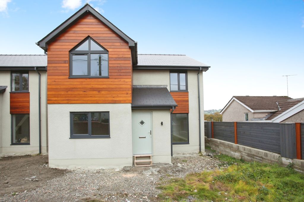 Property photo 1 of 20 Img_1436