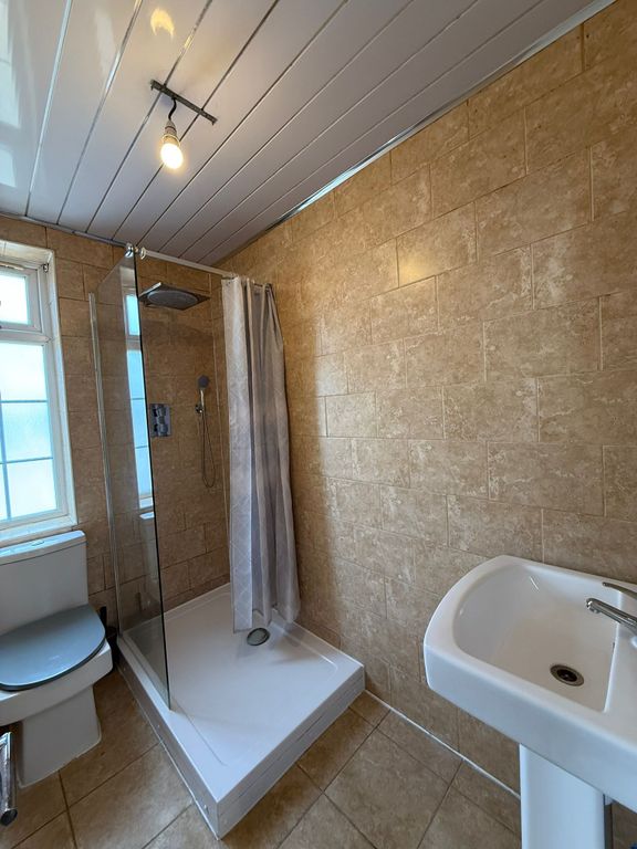 Property photo 1 of 12 Shower