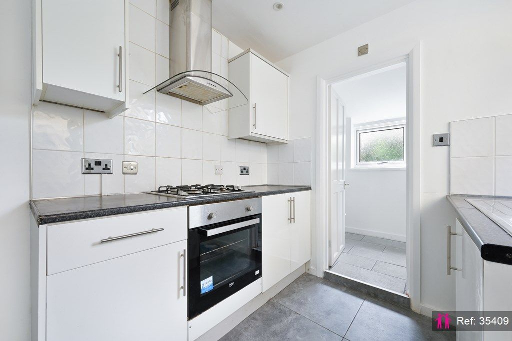 Property photo 2 of 23