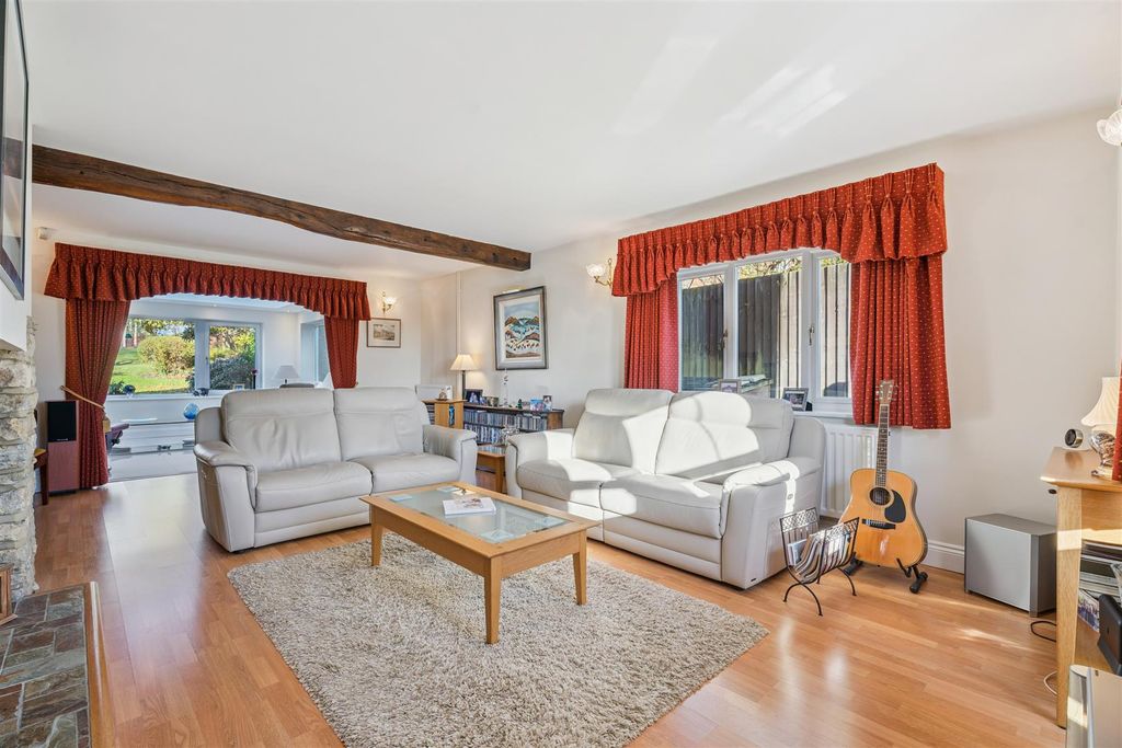 Property photo 3 of 52 Dsc08276-Fe7921060Bf54481639Eb029Cf1A655d.Jpg