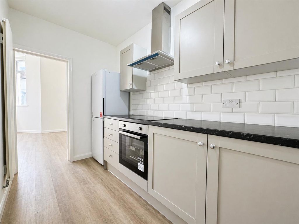 Property photo 2 of 7 Original-E11A5265-Bd8F-47Fc-Ad43-8CD86629474B.Jpeg