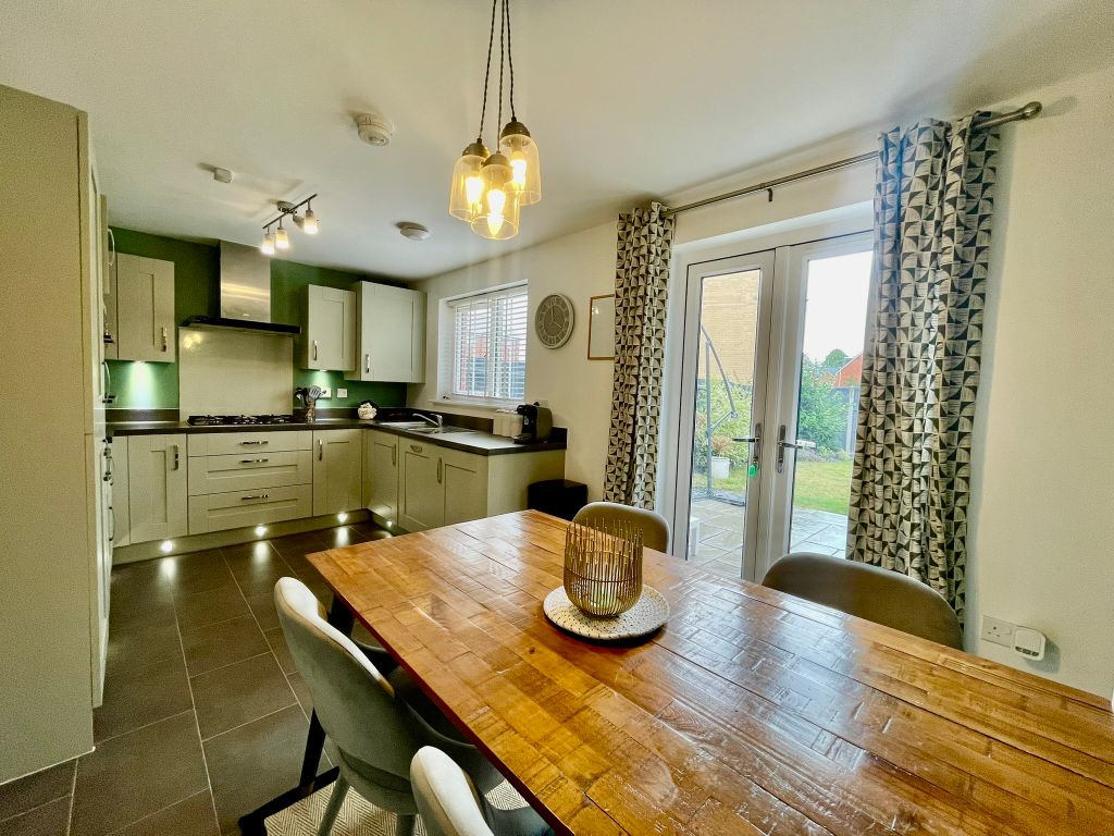 Property photo 3 of 19 Img_3967