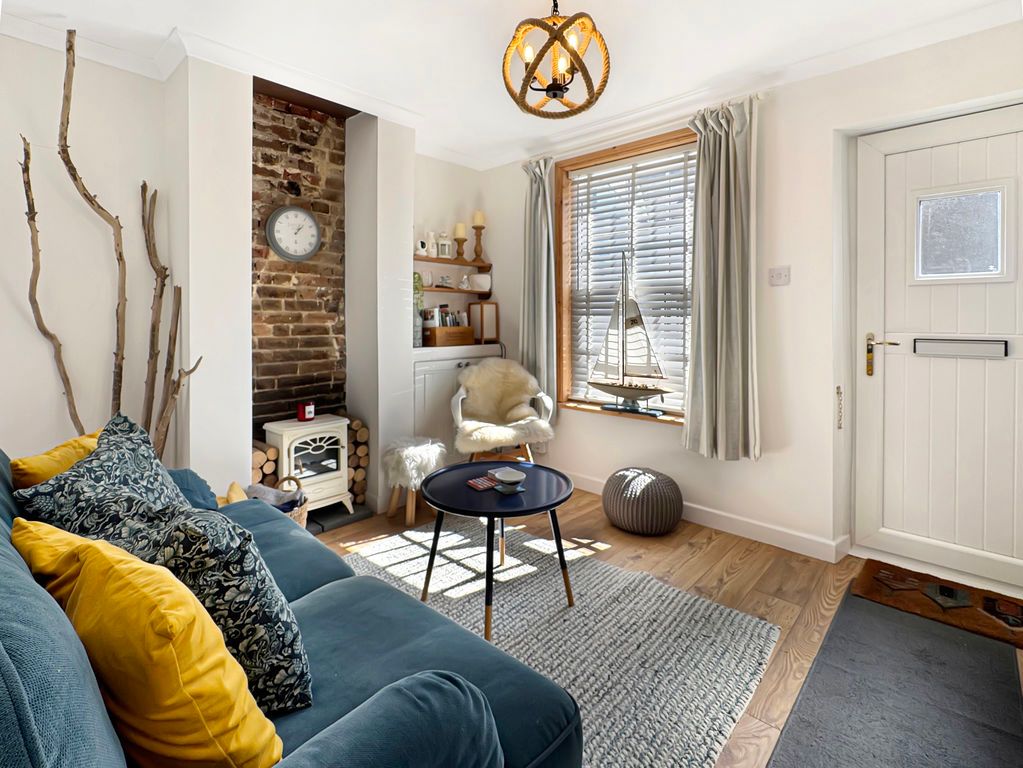 Property photo 3 of 12 Photo 6