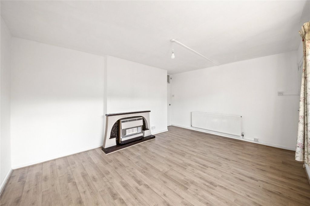 Property photo 2 of 11 Picture No. 09