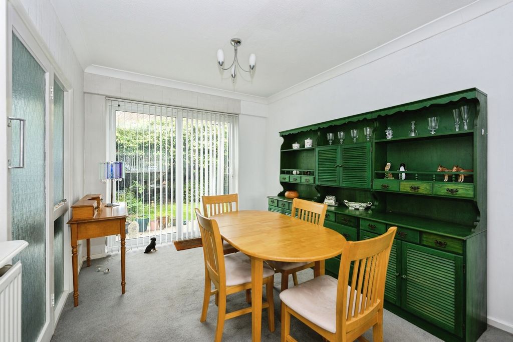 Property photo 3 of 14 Pbox-Img.Jpg