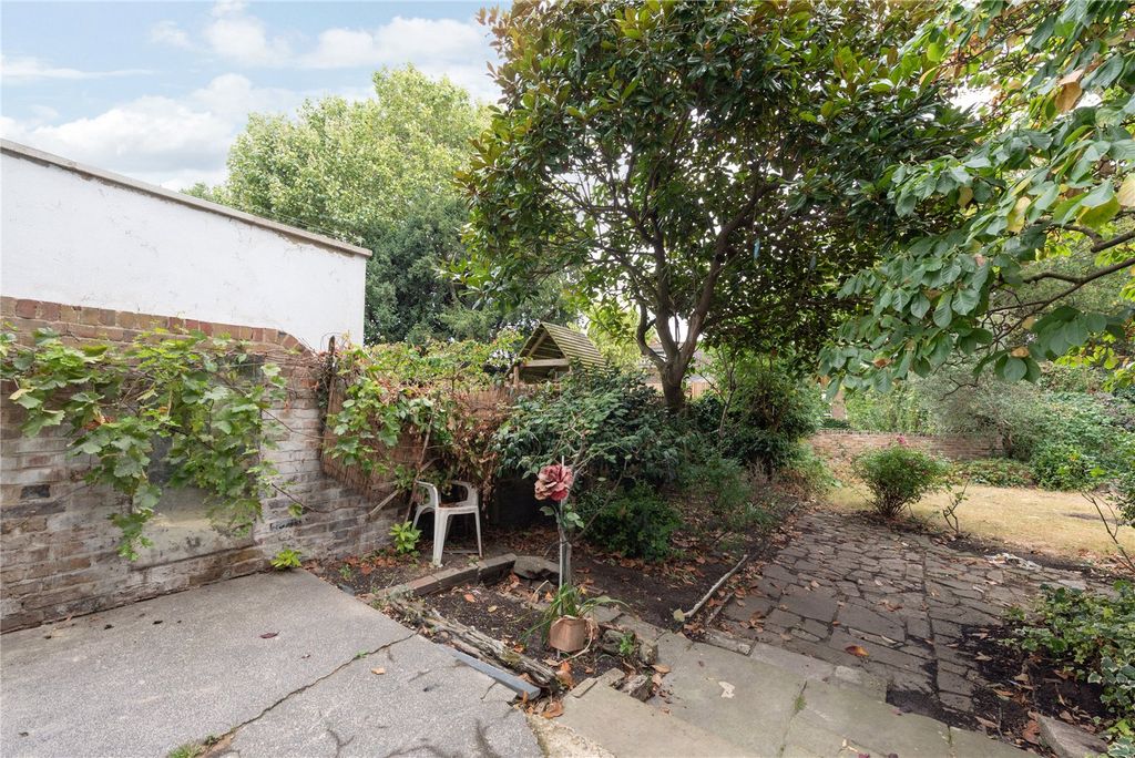 Property photo 2 of 13 Picture No. 22