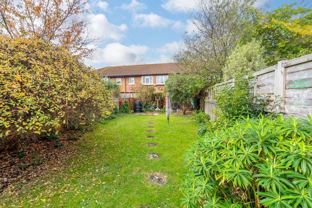 Property photo 2 of 14 Rear Garden.Jpg