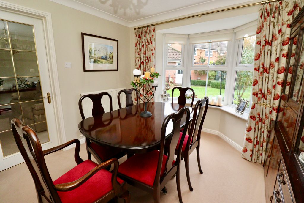 Property photo 3 of 27 Img_5399