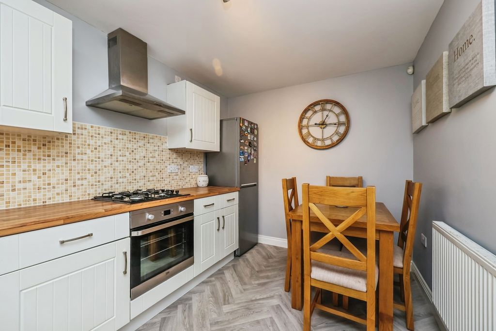 Property photo 3 of 14 Pbox-Img.Jpg