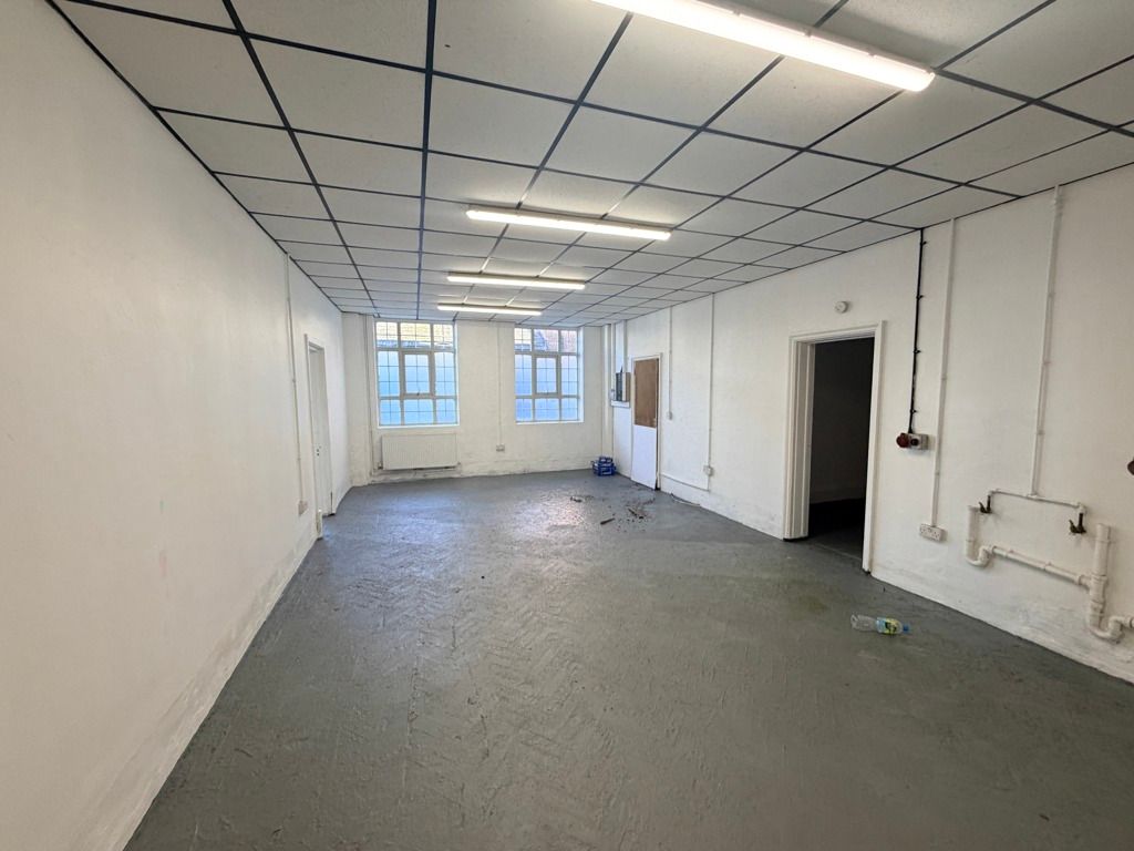 Property photo 3 of 5 Photo 3