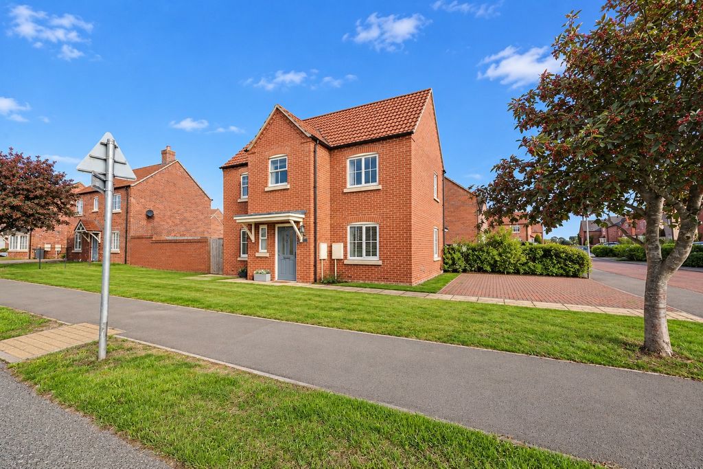 Property photo 2 of 20 5423311