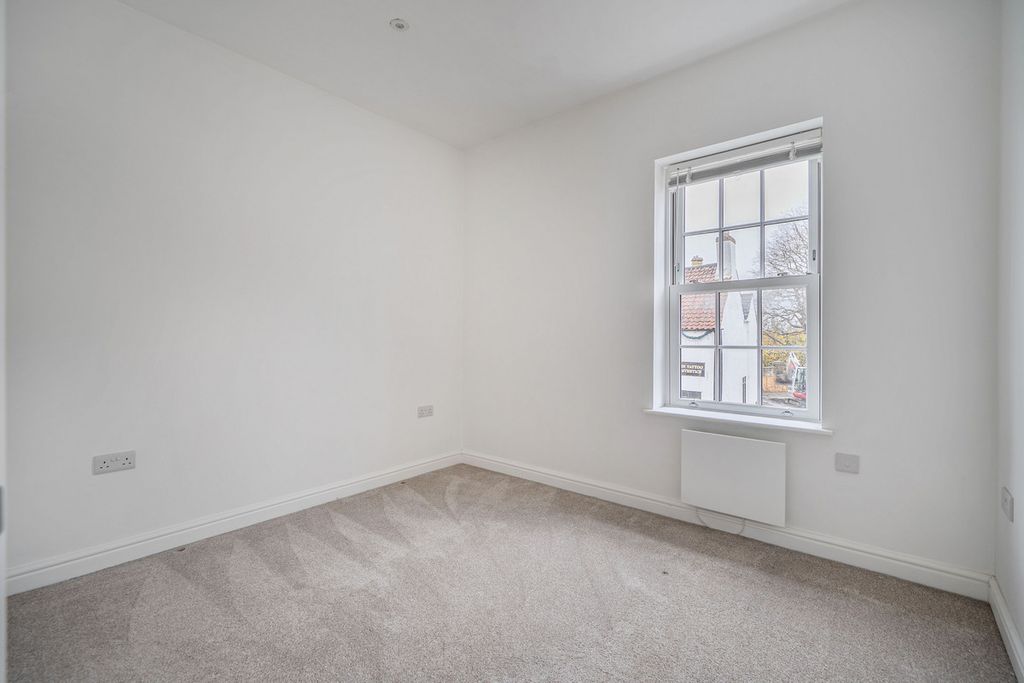 Additional image 9 of 2 bed flat for saleHigh Street, Bristol BS35