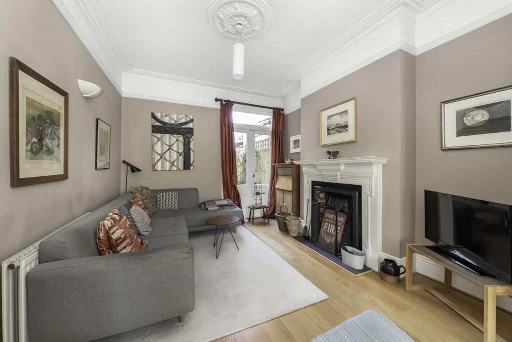 Property photo 2 of 10 3.Jpg