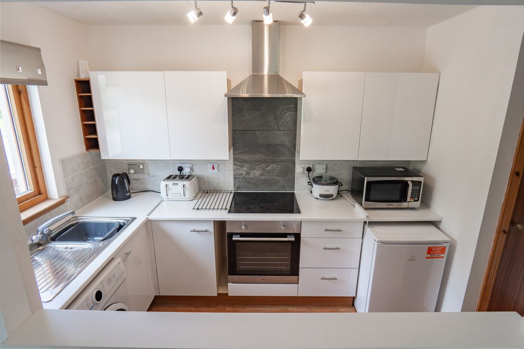 Additional image 12 of 2 bed flat for saleMurray Terrace, Inverness IV2