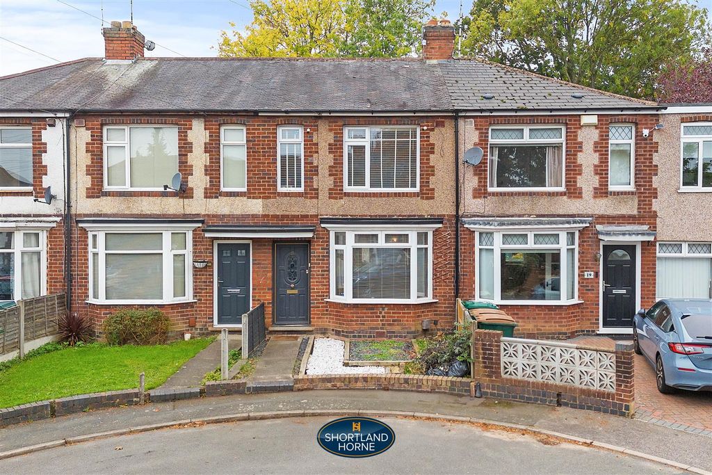 Property photo 1 of 20 17 Holly Grove (18 Of 21).Jpg