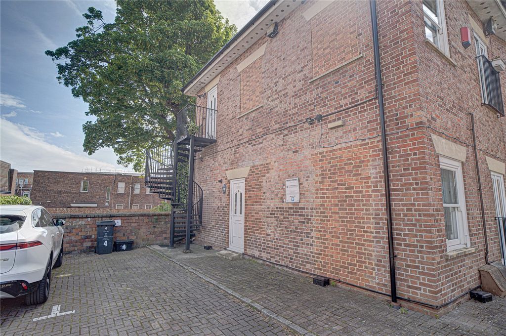 Property photo 2 of 7 Picture No. 02