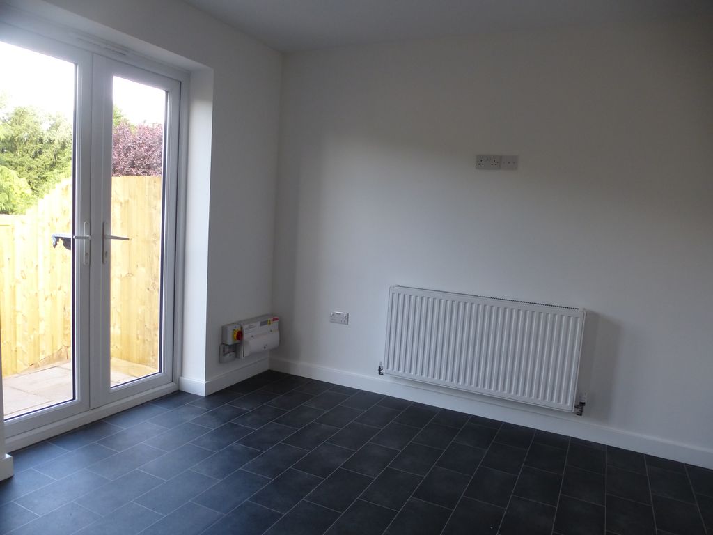 Property photo 3 of 13 Dining Room