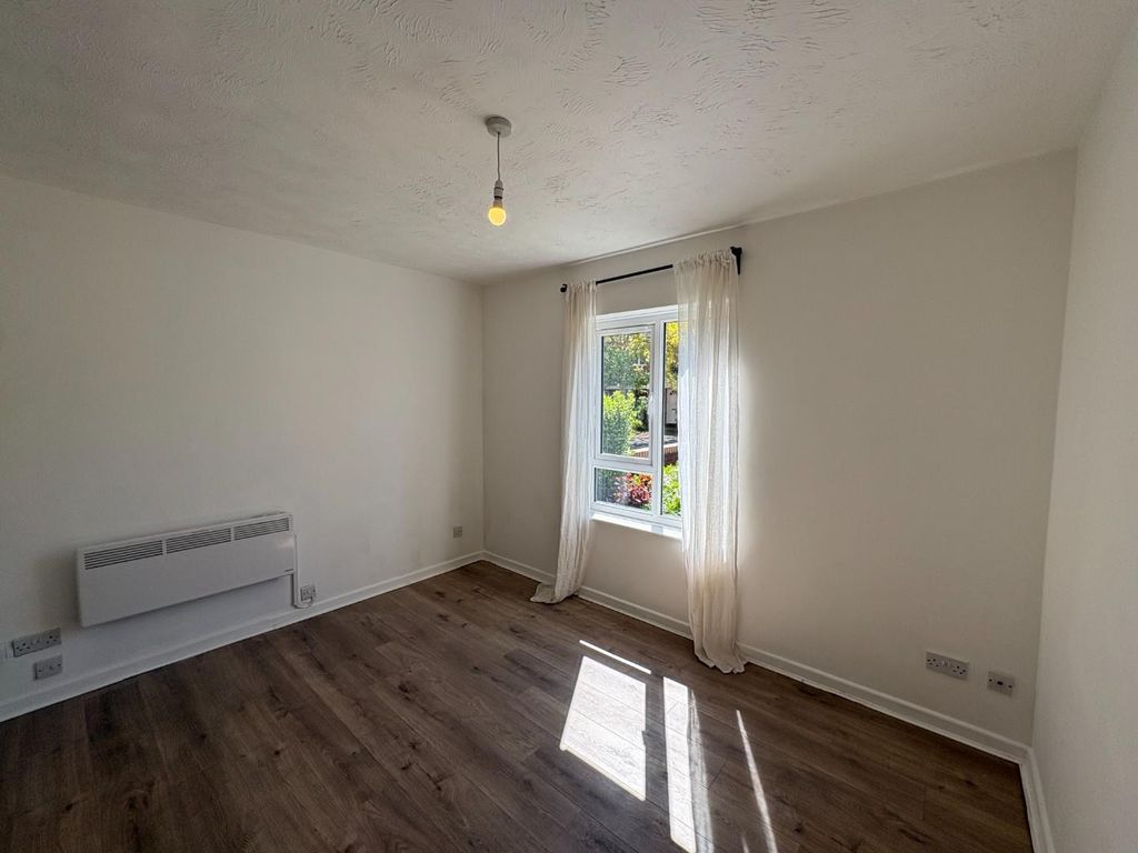 Property photo 2 of 13 Img_5915.Jpg