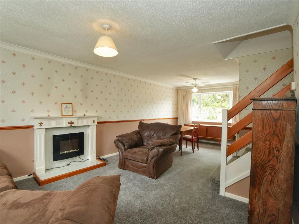 Property photo 2 of 16 Dining Lounge