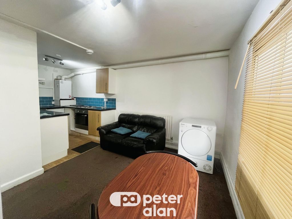 Property photo 2 of 4 Front