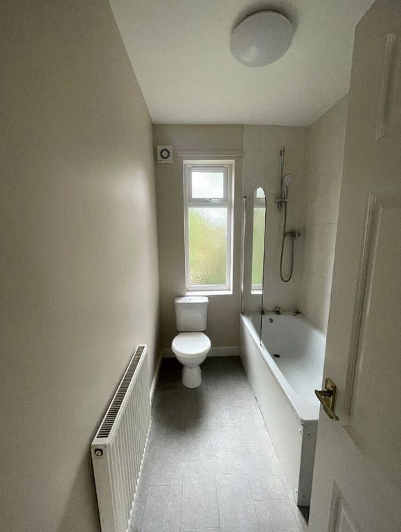 Property photo 3 of 8 Picture No. 09