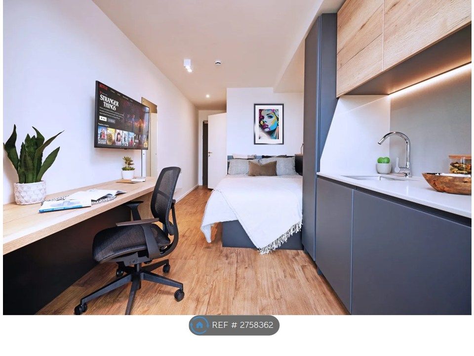 Property photo 3 of 4