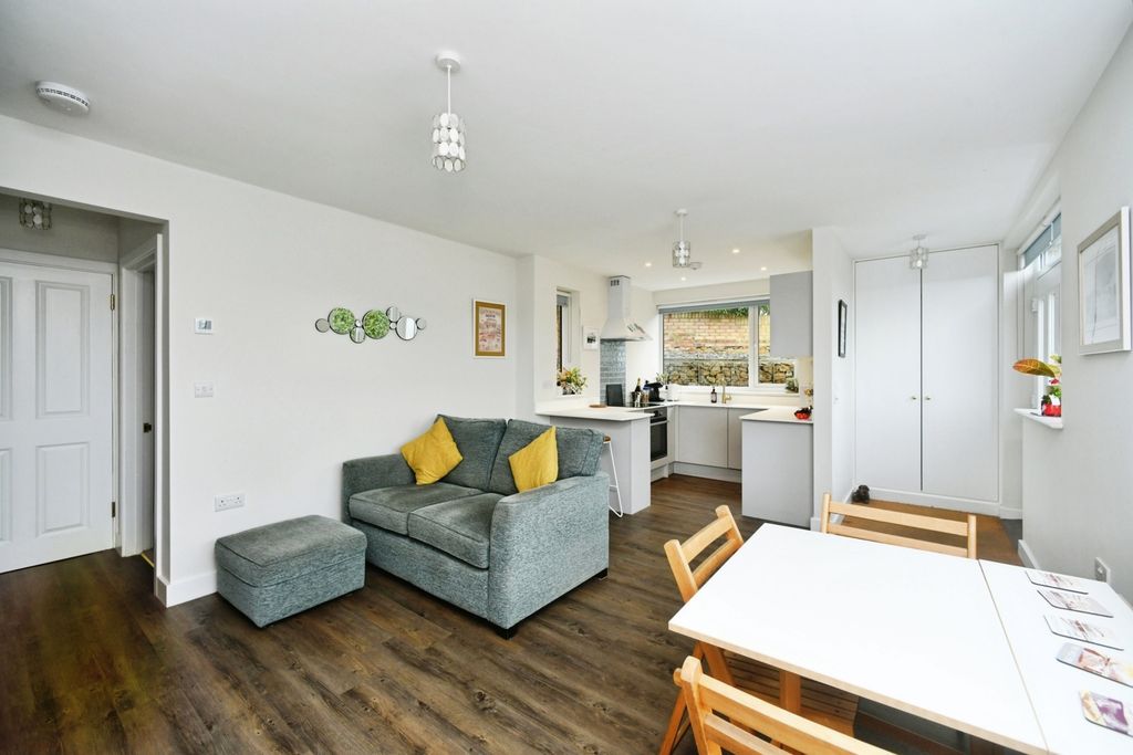 Property photo 2 of 22 Living Space