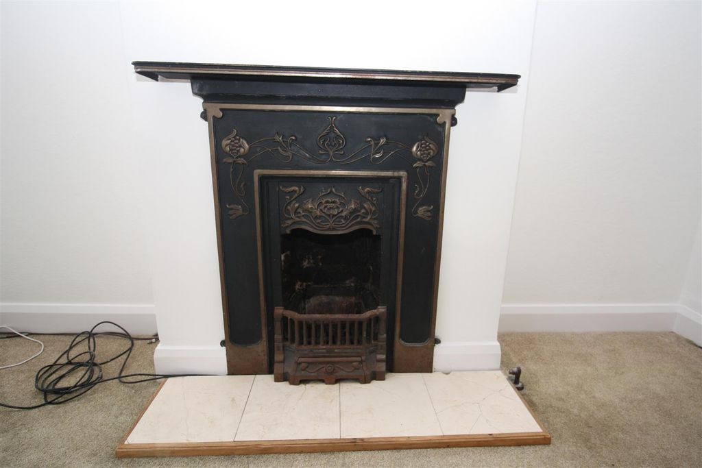 Property photo 3 of 24