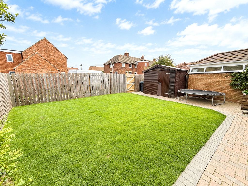 Property photo 3 of 18 Picture No. 11