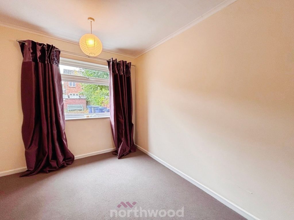 2 bed flat for saleStoops Lane, Bessacarr, Doncaster DN4 photo 3