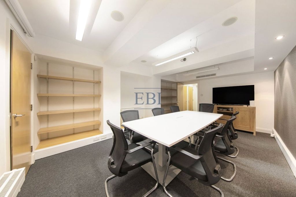 Property photo 2 of 12 Picture No. 02