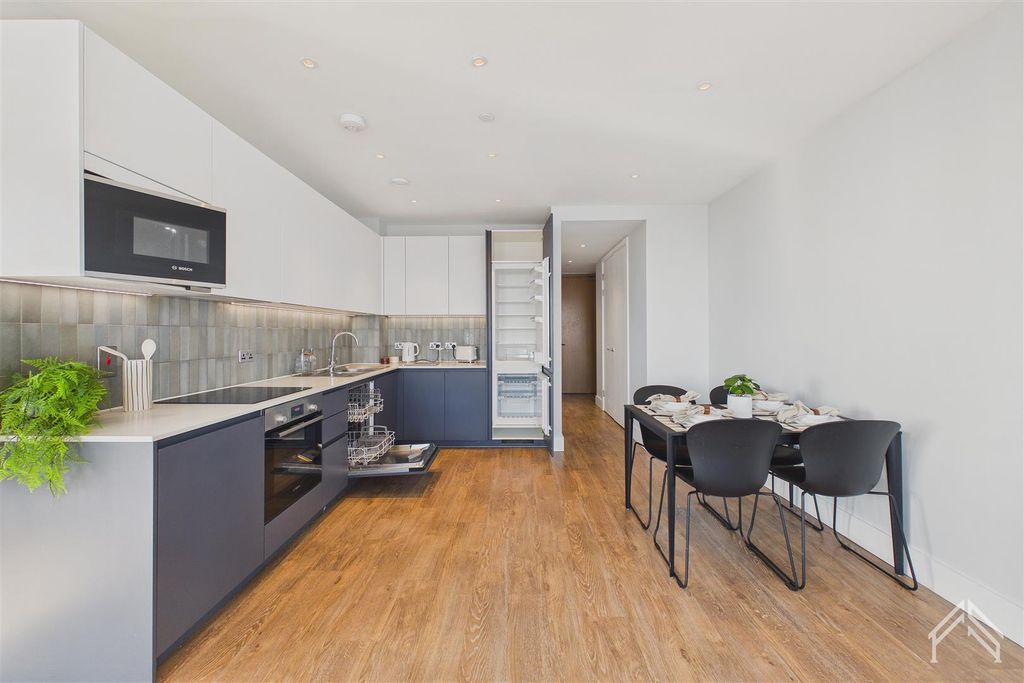 Property photo 3 of 15 3.Jpg