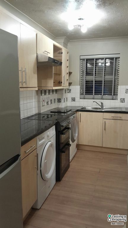 Property photo 2 of 9