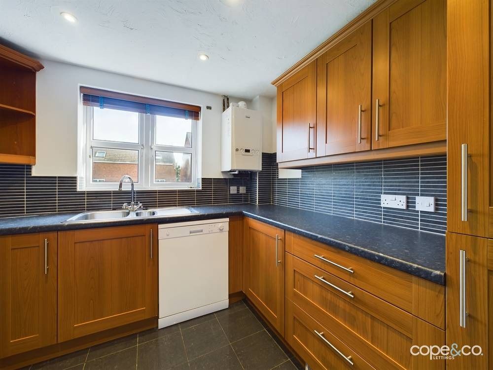 Property photo 2 of 15 3199495