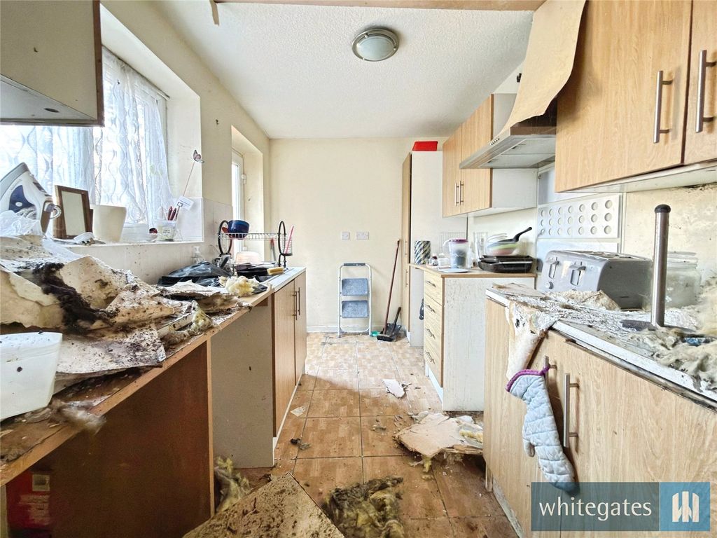 Property photo 3 of 12 Picture No. 14