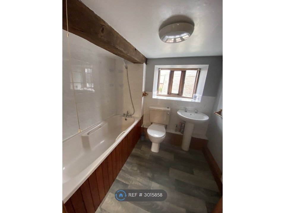 Property photo 2 of 4