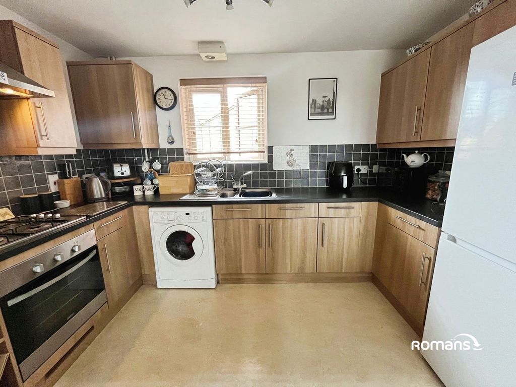 Property photo 3 of 10 Pbox-Img.Jpg