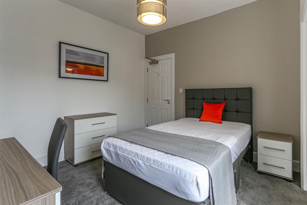 Property photo 2 of 7 Romilly Road 105-23.Jpg