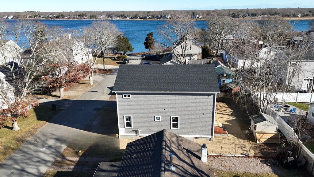 Property photo 3 of 9 <Alttext/>