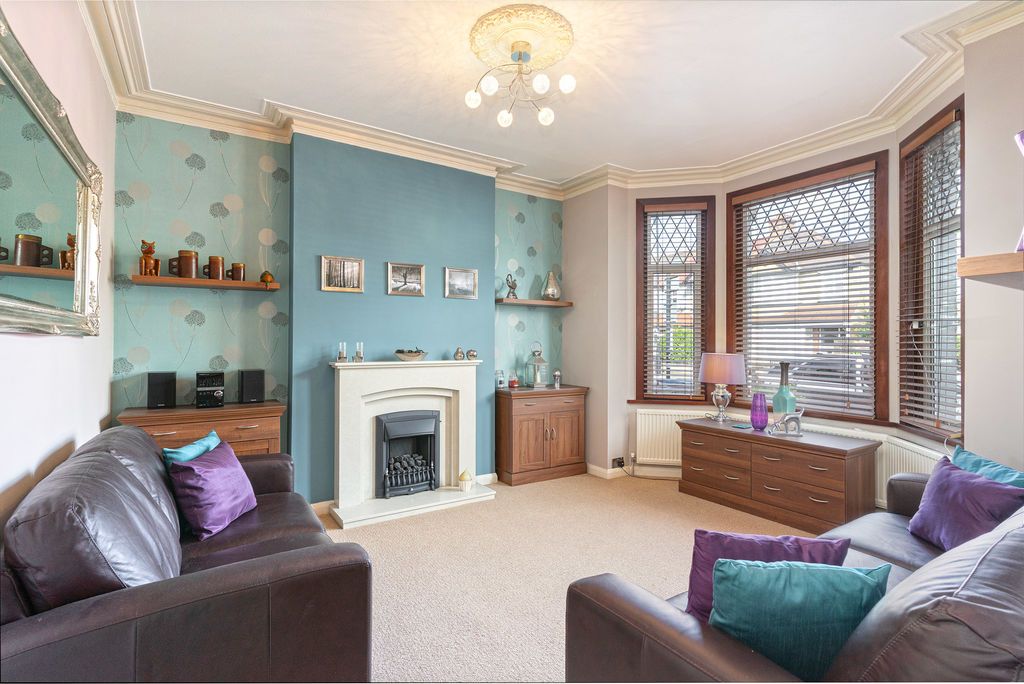 Property photo 3 of 17 Reception Room